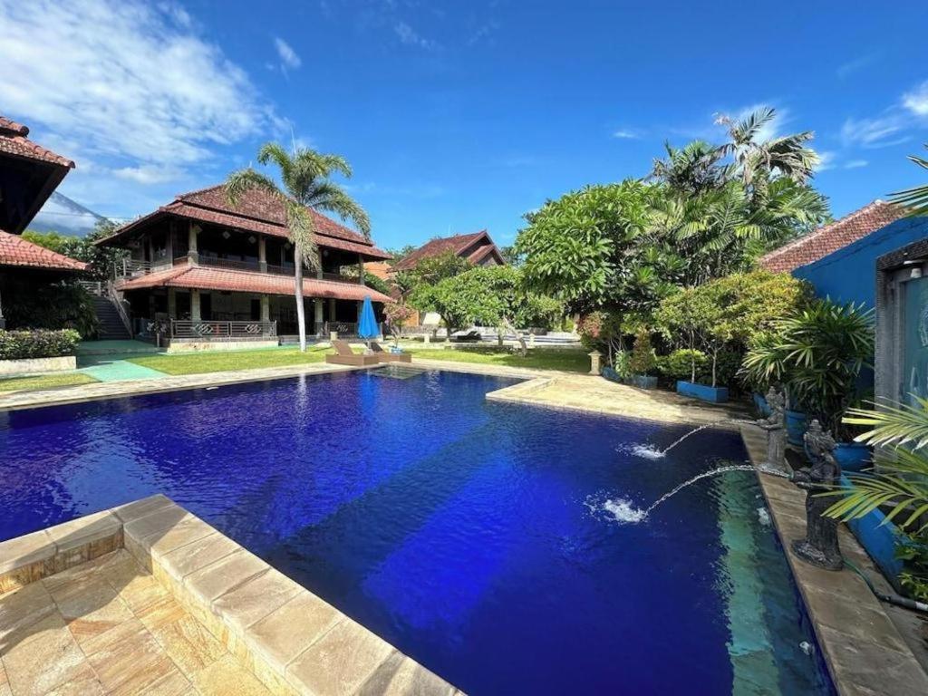Tulamben Wreck Divers Resort Exterior foto