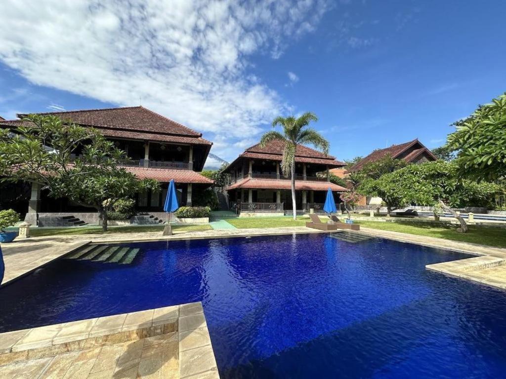 Tulamben Wreck Divers Resort Exterior foto